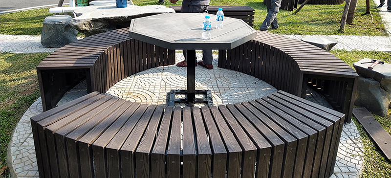 Tham khảo các mẫu bàn ghế cafe ngoài trời nổi bật đầu năm 2021